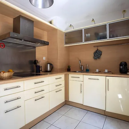 Vaugrenier Presidence By Interhome
